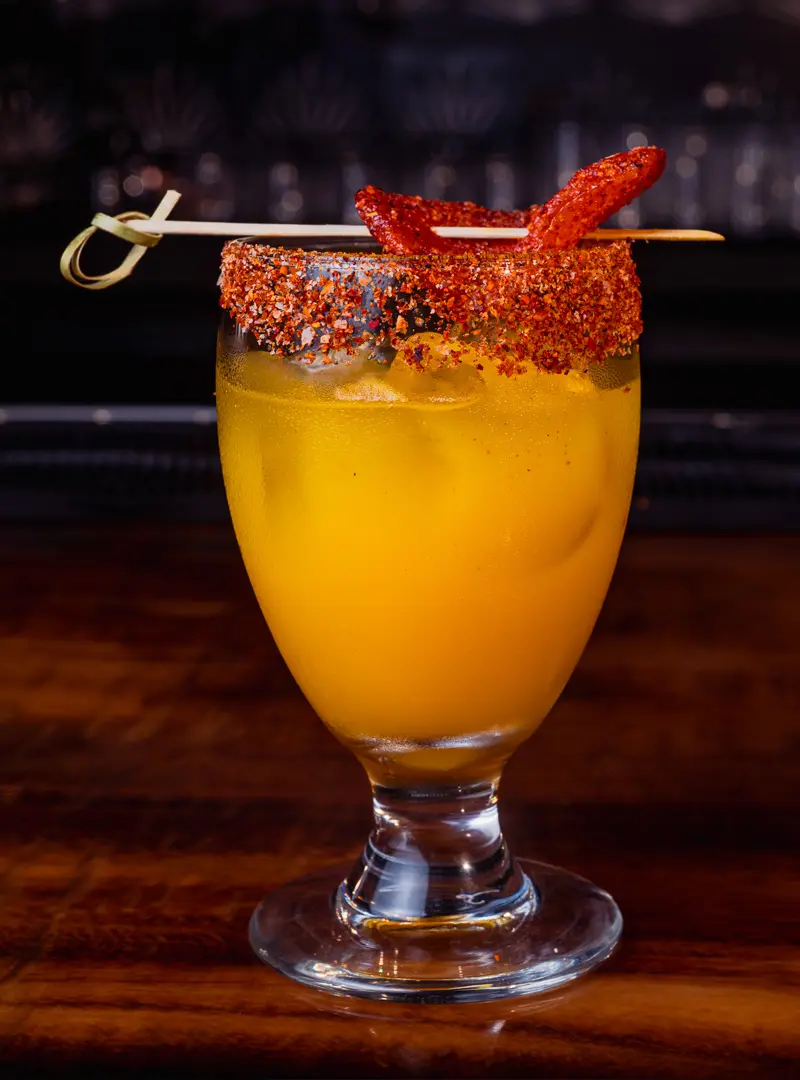 Home_Bar1_ARP05465_800x1080