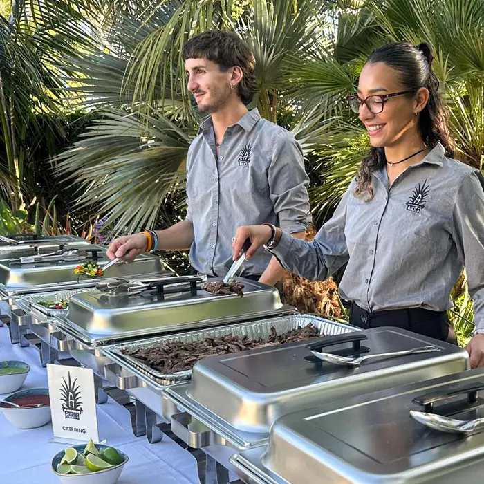 Private4_catering2_700x700